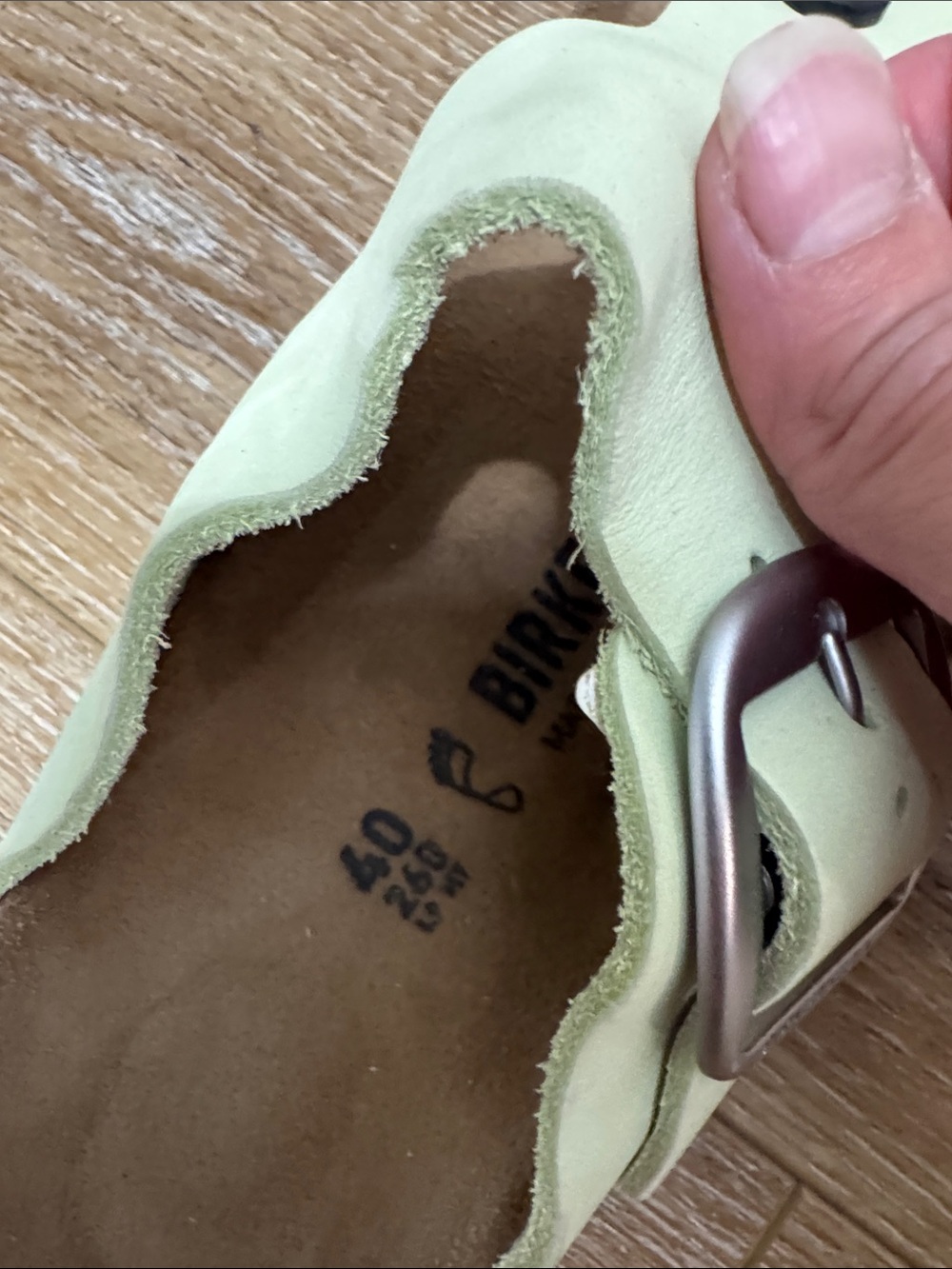 Birkenstock Gizeh Thong Sandals in Light green with Silver Buckles - Picture 3 of 3